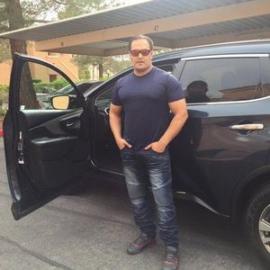 Meet your Posher, Sky